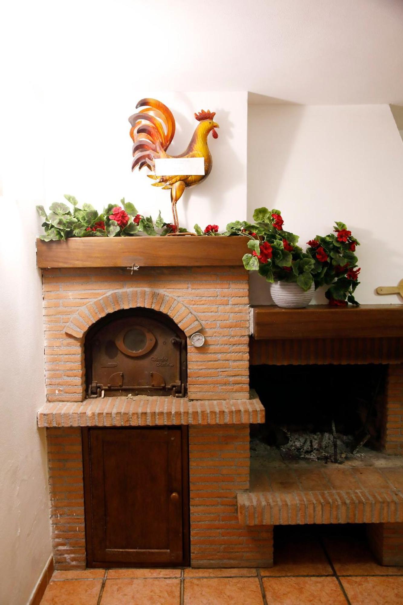 Ferienwohnung Casa Di Katia Collesalvetti Exterior foto